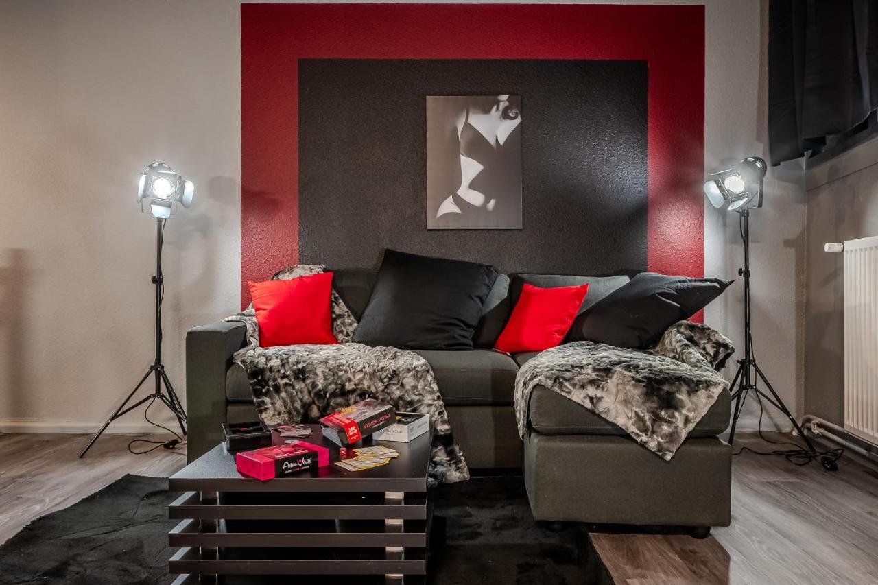 Cocon Sensuel - 50 Nuances - Les Cocons De Nath Appartement Montbéliard Buitenkant foto